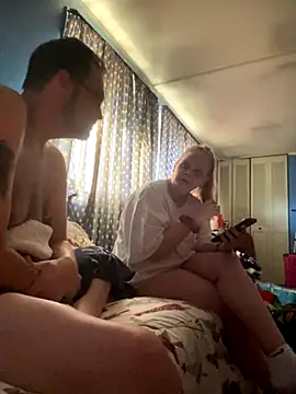 Snapshot of biggdaddyandqueenn chatting on November 26, 2025, 6:41 pm biggdaddyandqueenn online show from November 26, 2025, 6:41 pm