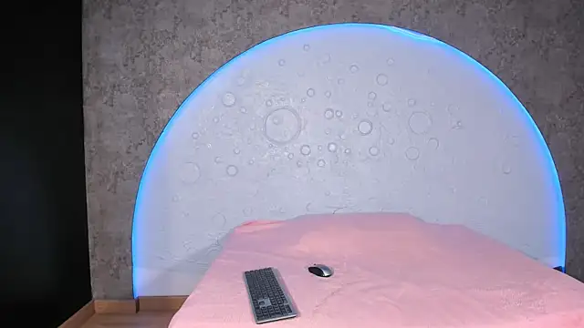 Snapshot of Shanelsmith chatting on February 17, 2026, 10:07 pm Shanelsmith online show from February 17, 2026, 10:07 pm