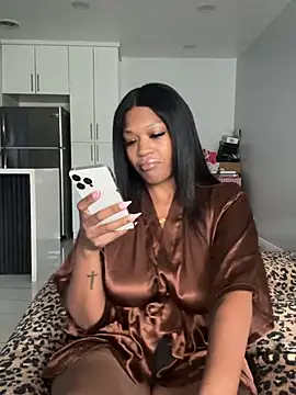 Snapshot of PrincessDreamm chatting on June 25, 2026, 10:48 pm PrincessDreamm online show from June 25, 2026, 10:48 pm