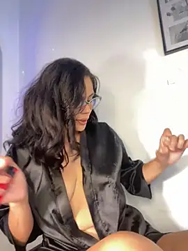 Rosahotttxh online show from April 21, 2026, 12:12 pm