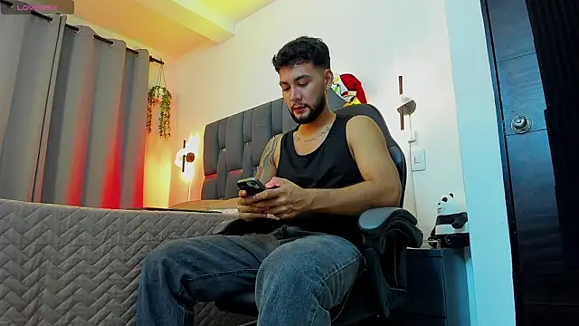 noah corvelle online show from December 23, 2025, 2:00 am