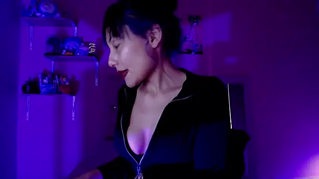 valkiry  online show from November 14, 2025, 10:46 pm