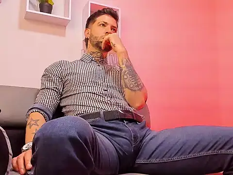 Supreme Alpha online show from November 7, 2025, 3:22 am