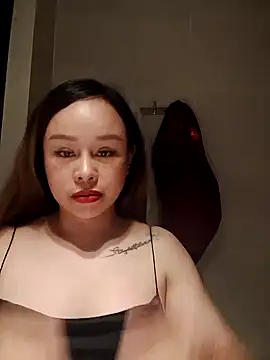 Snapshot of thu-cuoi chatting on November 24, 2025, 10:26 am thu-cuoi online show from November 24, 2025, 10:26 am