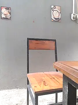 Sunny118x online show from November 4, 2025, 5:00 am