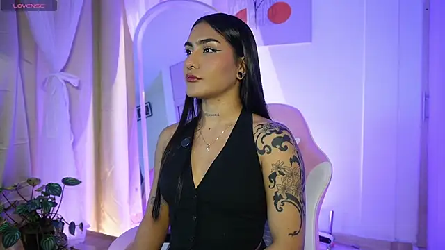 Snapshot of Nikita_luan chatting on August 8, 2026, 12:50 am Nikita luan online show from August 8, 2026, 12:50 am