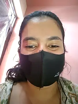 Mahi Sharma0 online show from November 14, 2025, 5:44 am