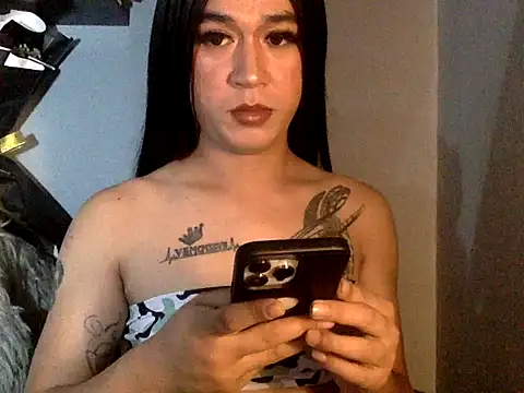 Snapshot of desirable_miya chatting on November 12, 2025, 10:19 am desirable miya online show from November 12, 2025, 10:19 am