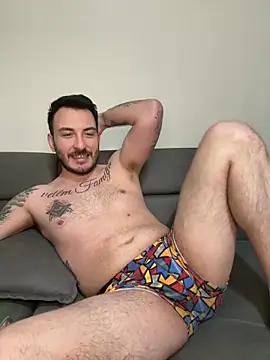 Snapshot of snncdgn chatting on February 19, 2026, 9:56 pm snncdgn online show from February 19, 2026, 9:56 pm