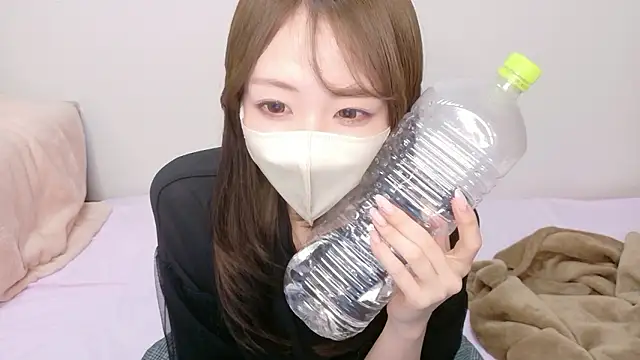 -aotan- online show from May 24, 2026, 12:49 pm