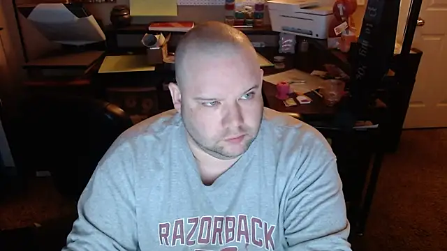 MegaChip online show from November 4, 2025, 10:19 am