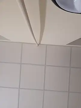 Snapshot of LinaGlow_ chatting on November 28, 2025, 4:29 pm LinaGlow online show from November 28, 2025, 4:29 pm