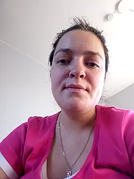 Snapshot of LinaGlow_ chatting on November 14, 2025, 9:13 am LinaGlow online show from November 14, 2025, 9:13 am