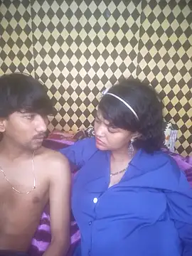 Freakingromance online show from March 27, 2026, 8:32 pm