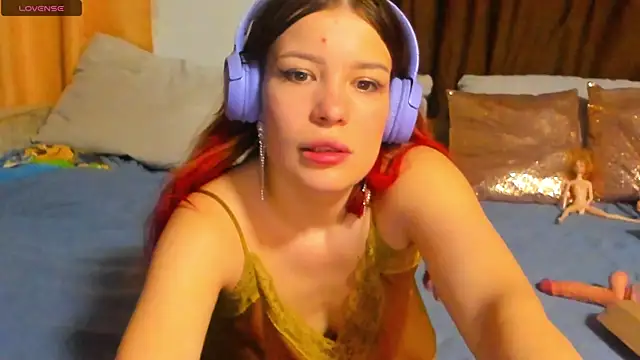 Eva purrr  online show from February 20, 2026, 8:11 pm