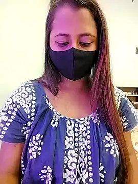 LoveLy-Soneya online show from January 13, 2026, 7:12 am