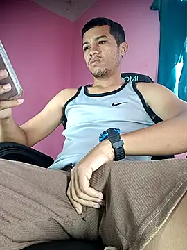 Pisspoopigpsir7 online show from November 5, 2025, 12:52 pm