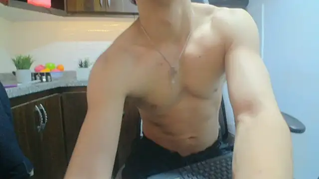 Snapshot of chris_evans27 chatting on November 18, 2025, 3:32 am chris evans27 online show from November 18, 2025, 3:32 am