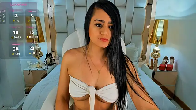 Snapshot of Bella__carther chatting on May 22, 2026, 1:09 pm Bella carther online show from May 22, 2026, 1:09 pm