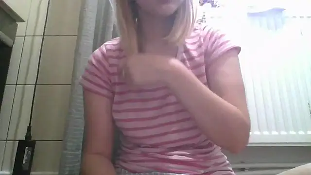 Snapshot of dirty_sasha00 chatting on June 20, 2026, 2:49 am dirty sasha00 online show from June 20, 2026, 2:49 am