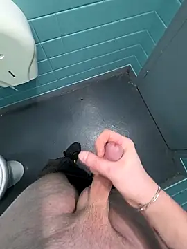 seulementme online show from March 31, 2026, 8:38 am