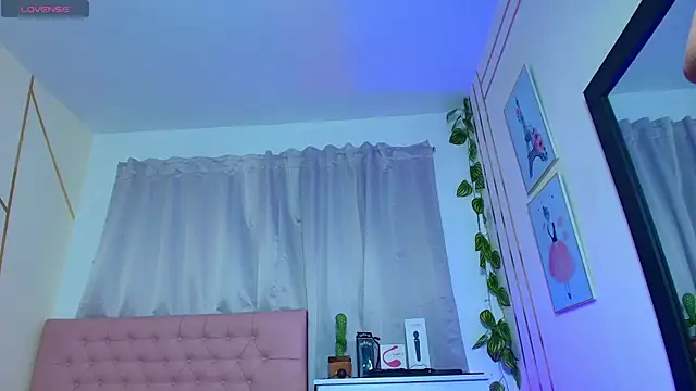 Lulu swarts online show from December 14, 2025, 3:35 am