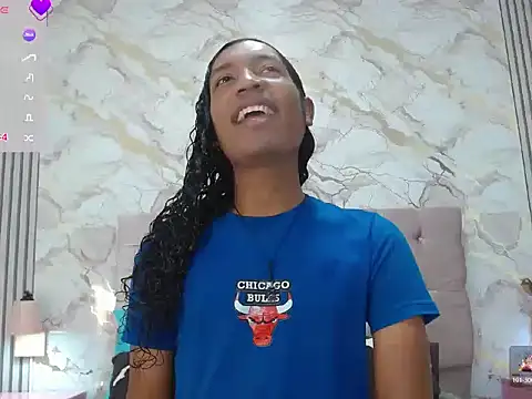 MiaCoock online show from January 14, 2026, 2:31 pm