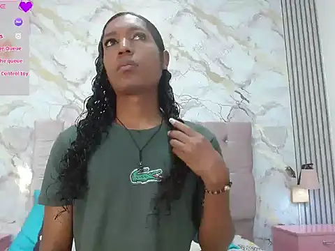 MiaCoock online show from January 15, 2026, 1:47 pm