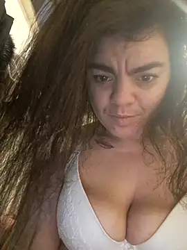 Snapshot of Cicumicus chatting on November 7, 2025, 4:00 pm Cicumicus online show from November 7, 2025, 4:00 pm