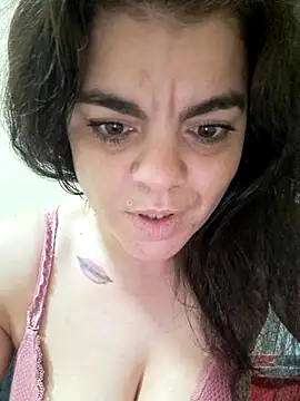 Snapshot of Cicumicus chatting on November 14, 2025, 8:56 pm Cicumicus online show from November 14, 2025, 8:56 pm