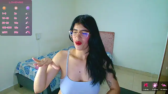 Kassandra 0304 online show from April 21, 2026, 12:23 pm