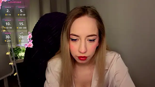 Snapshot of IsabelleBliz chatting on February 4, 2026, 10:05 pm IsabelleBliz online show from February 4, 2026, 10:05 pm