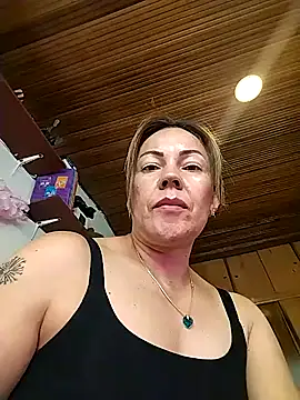 salomehill1 online show from December 14, 2025, 7:08 pm