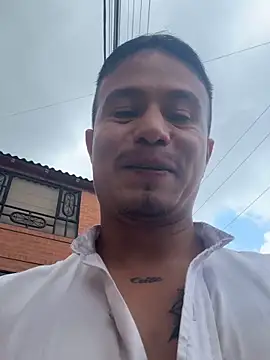 Snapshot of RaySullivan chatting on November 11, 2025, 6:36 pm RaySullivan online show from November 11, 2025, 6:36 pm