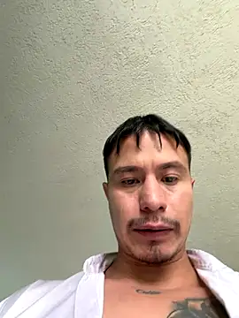 Snapshot of RaySullivan chatting on December 21, 2025, 4:30 pm RaySullivan online show from December 21, 2025, 4:30 pm