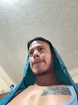 Snapshot of RaySullivan chatting on December 15, 2025, 4:24 pm RaySullivan online show from December 15, 2025, 4:24 pm