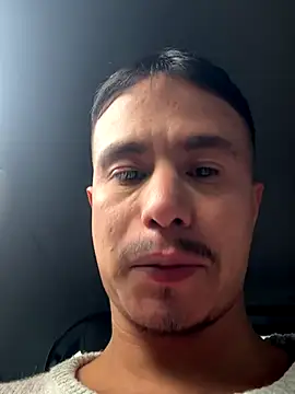 Snapshot of RaySullivan chatting on November 18, 2025, 7:17 pm RaySullivan online show from November 18, 2025, 7:17 pm