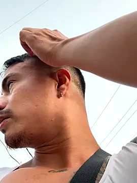 Snapshot of RaySullivan chatting on November 21, 2025, 10:09 pm RaySullivan online show from November 21, 2025, 10:09 pm