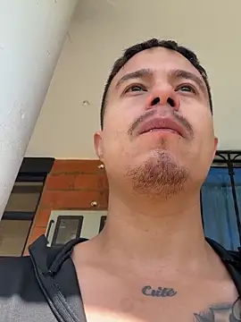 RaySullivan online show from November 7, 2025, 2:32 pm