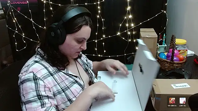 Salacious Sage online show from April 4, 2026, 9:10 pm