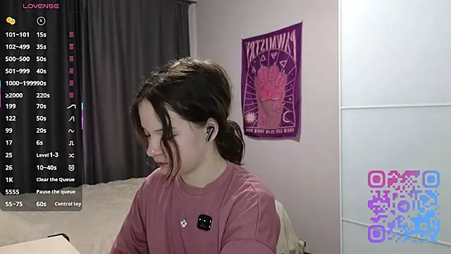 AlissaGerardo online show from April 7, 2026, 11:01 am