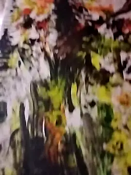 Snapshot of GrowlingGhost860 chatting on November 19, 2025, 1:27 am GrowlingGhost860 online show from November 19, 2025, 1:27 am