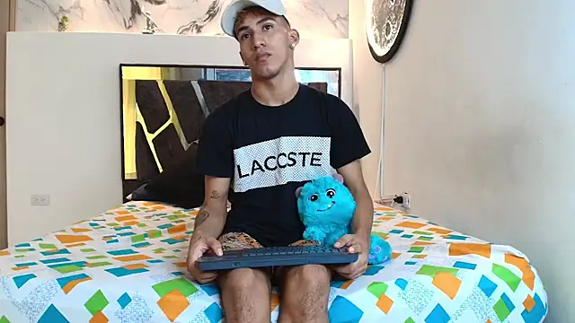 IMPERIO ROMANO online show from November 19, 2025, 7:14 pm