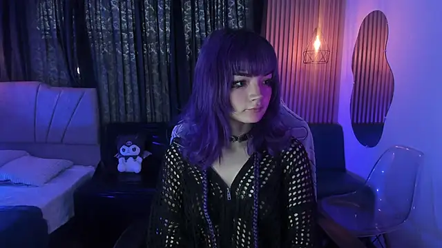 Snapshot of ravencollen chatting on February 10, 2026, 5:45 pm ravencollen online show from February 10, 2026, 5:45 pm