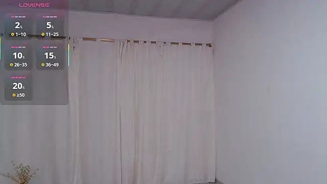 CoralReyes IH online show from November 29, 2025, 10:59 am