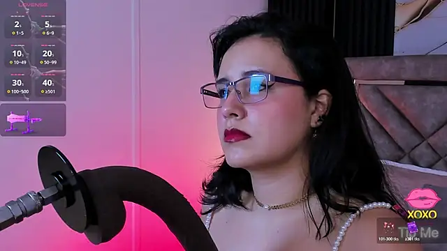 Lalalemoonds online show from May 17, 2026, 12:49 pm