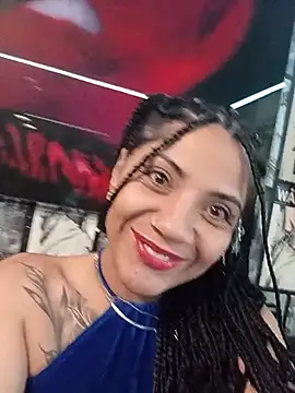 Snapshot of Rousanyel chatting on November 5, 2025, 5:05 pm Rousanyel online show from November 5, 2025, 5:05 pm