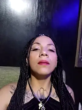 Rousanyel online show from November 6, 2025, 6:23 pm