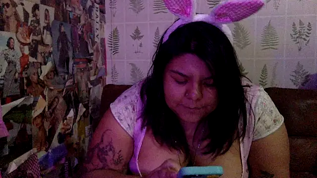 Snapshot of annoyedputa chatting on November 17, 2025, 6:06 am annoyedputa online show from November 17, 2025, 6:06 am