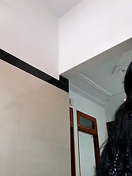 sanjana077 online show from February 21, 2026, 7:21 am